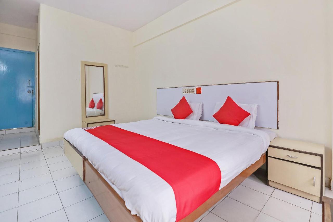 Oyo Hotel Hindustan Deluxe Мангалур Екстер'єр фото